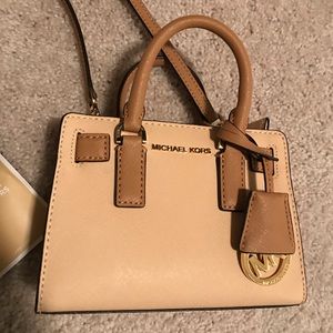 Michael Kors Dillon Mini Bag